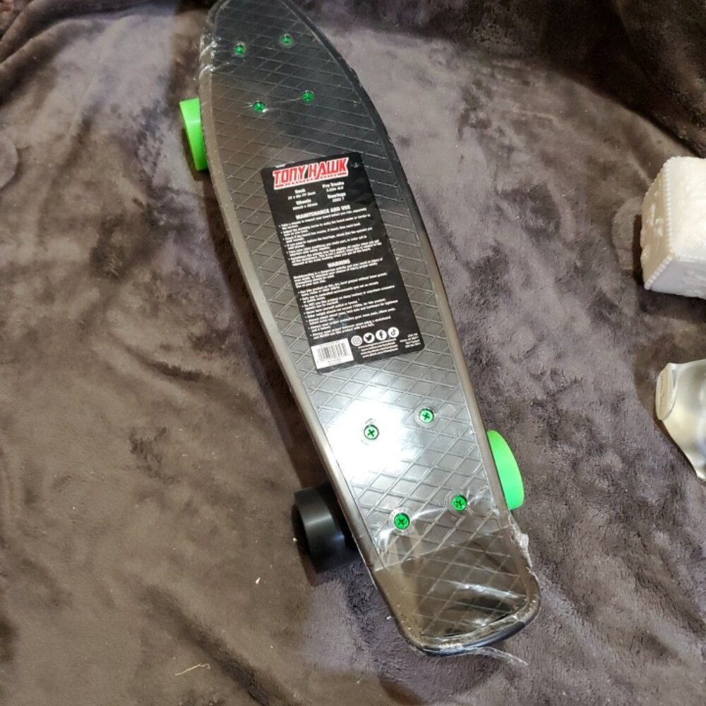 Tony Hawk Black Mini Skateboard Signature Series 22"L x 6"W New Sealed - Picture 11 of 13